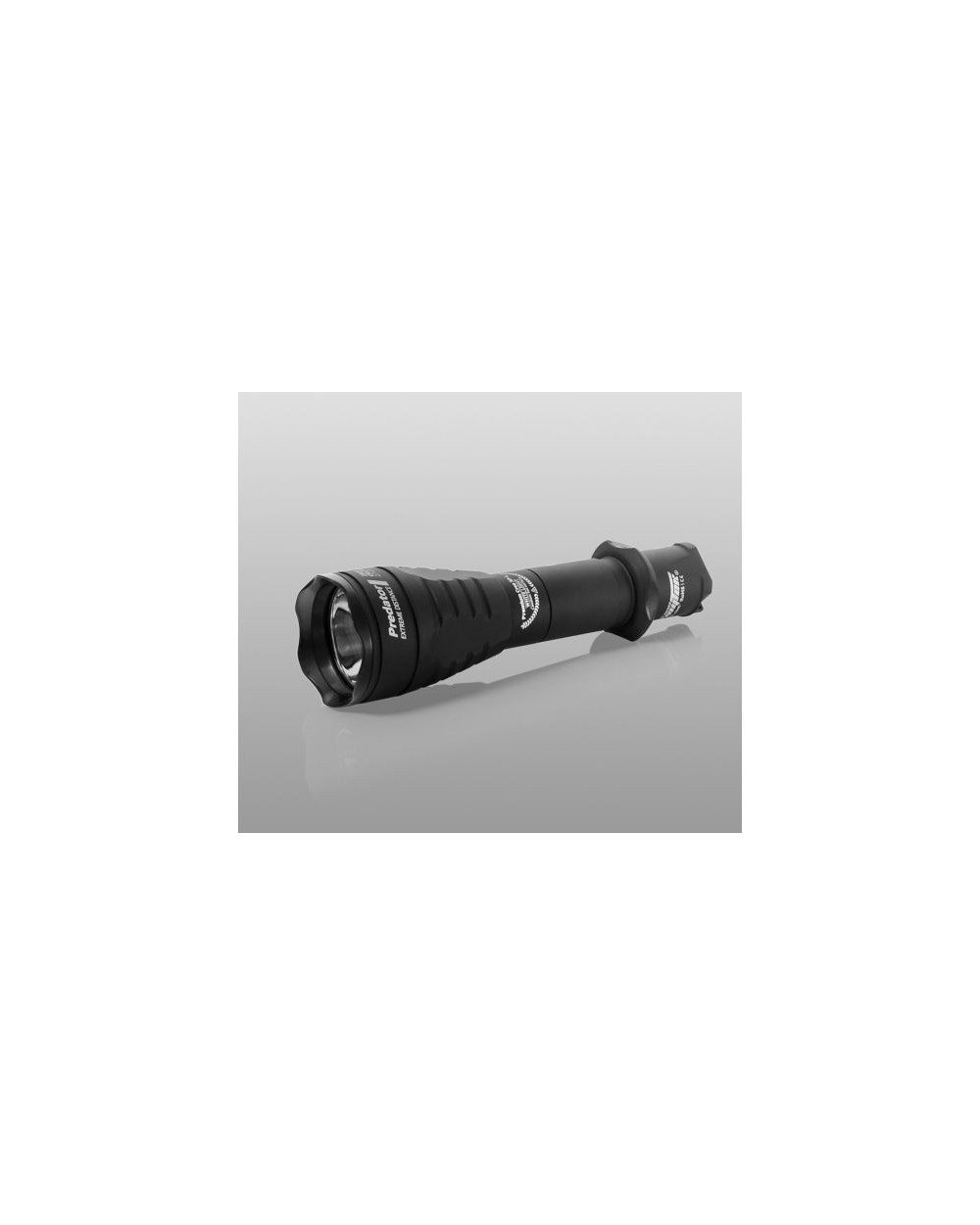 PACK ARMYTEK DOBERMANN PREDATOR XP-L HI CON CARGADOR C1 PRO+BATERÍA